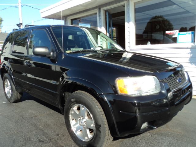 2004 Ford Escape Super