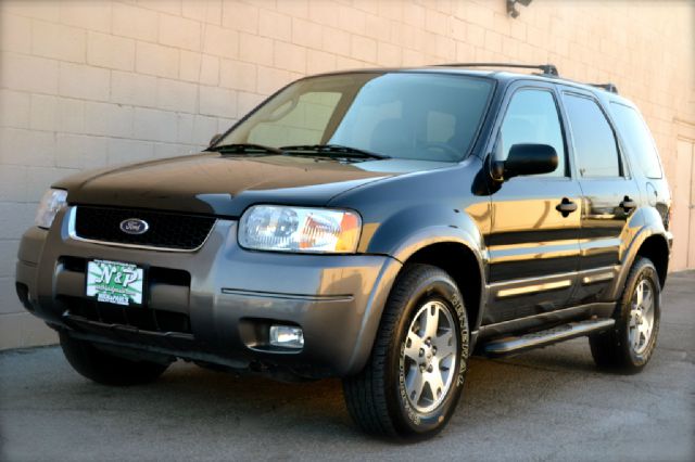 2004 Ford Escape 4WD LS 4x4 Coupe