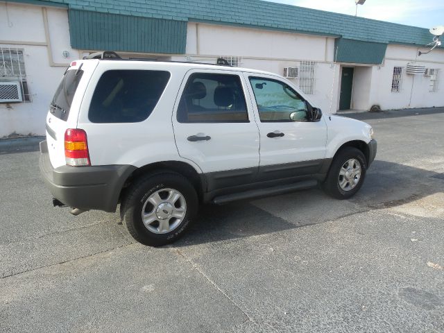 2004 Ford Escape SL 4x4 Regular Cab