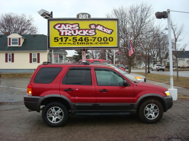 2004 Ford Escape ESi