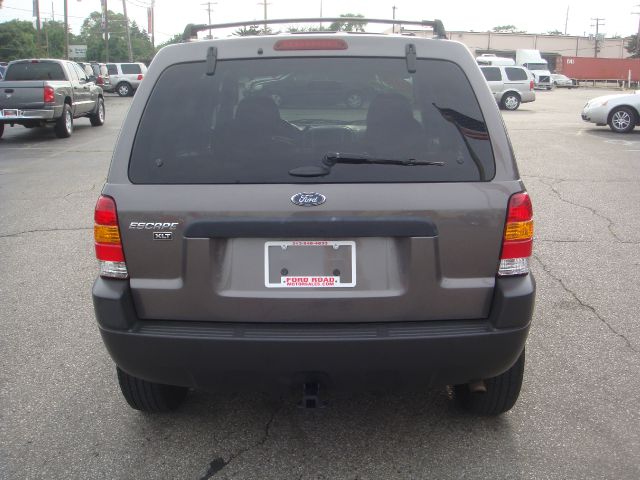 2004 Ford Escape SL 4x4 Regular Cab