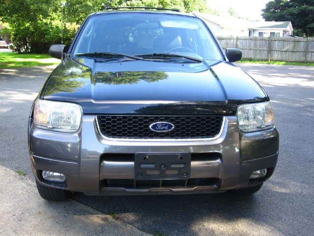 2004 Ford Escape Stow N Go Van