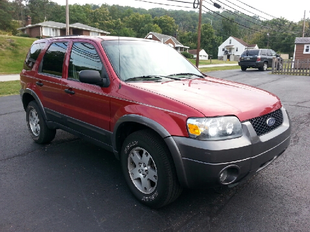 2005 Ford Escape SL 4x4 Regular Cab