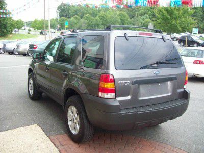 2005 Ford Escape SL 4x4 Regular Cab