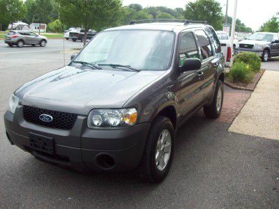 2005 Ford Escape SL 4x4 Regular Cab