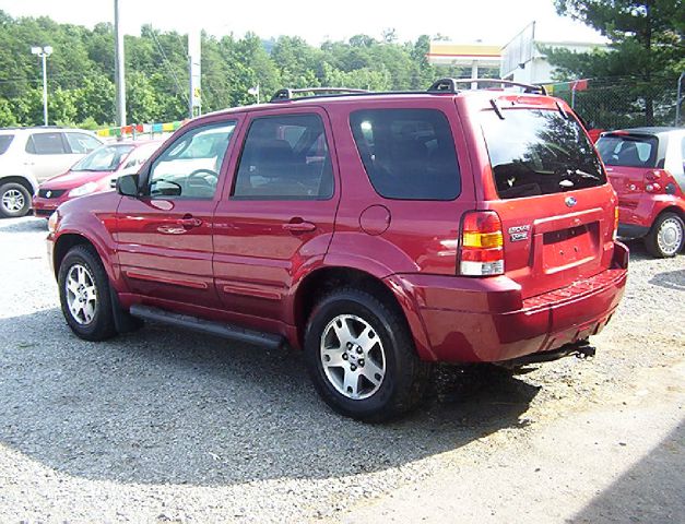 2005 Ford Escape Super