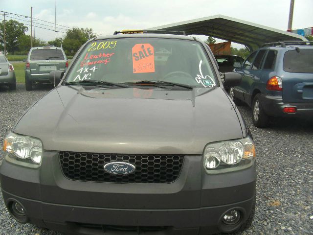 2005 Ford Escape Unknown