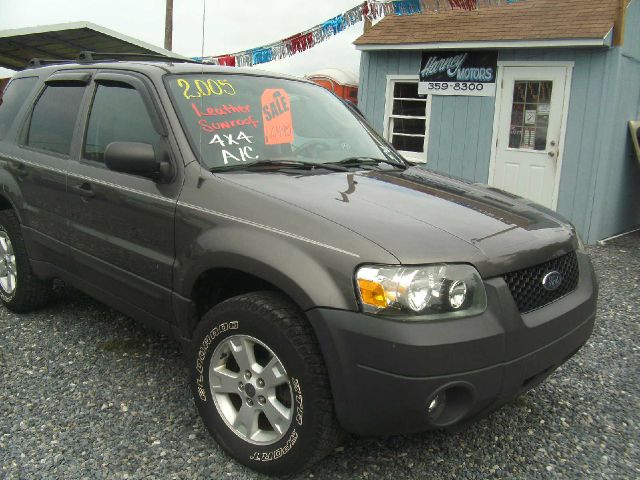 2005 Ford Escape Unknown