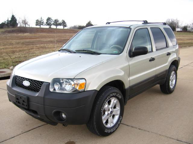 2005 Ford Escape Arc