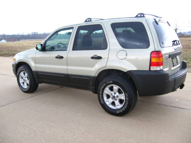 2005 Ford Escape Arc