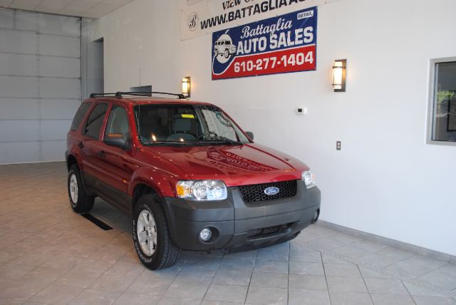 2005 Ford Escape 4dr Grand SXT