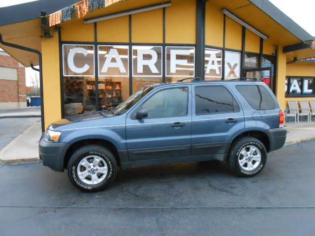 2005 Ford Escape SL 4x4 Regular Cab