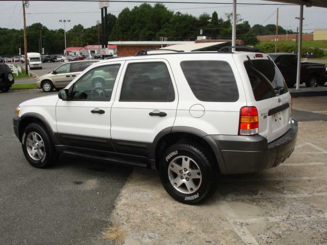 2005 Ford Escape Unknown