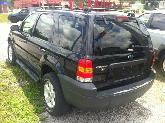 2005 Ford Escape SL 4x4 Regular Cab