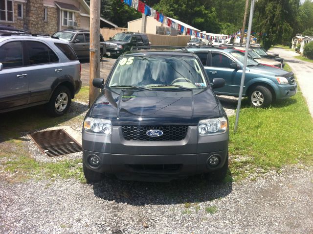 2005 Ford Escape SL 4x4 Regular Cab