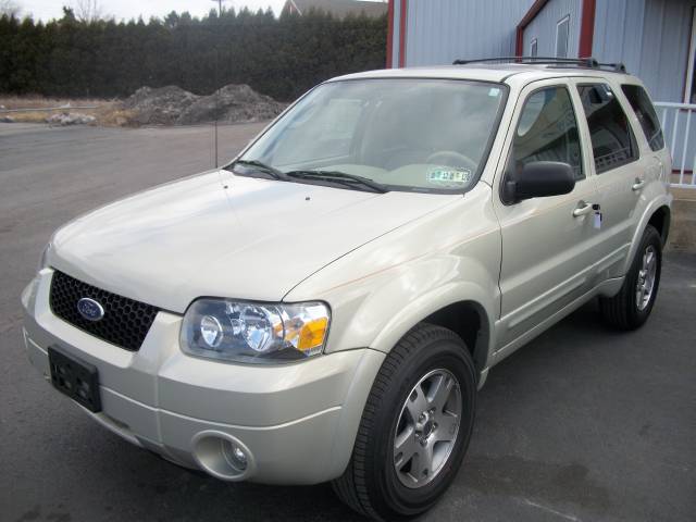 2005 Ford Escape SLT 25