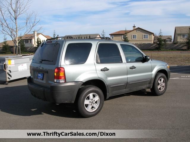 2005 Ford Escape XLS