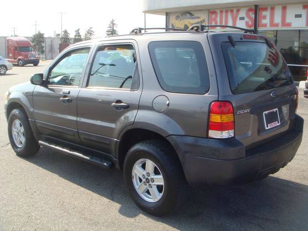 2005 Ford Escape Reg Cab 159.5 WB C5B