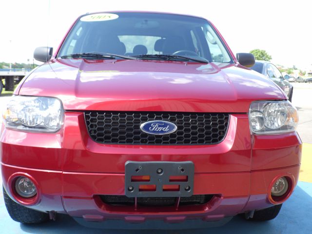 2005 Ford Escape Super