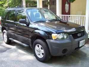 2005 Ford Escape ESi