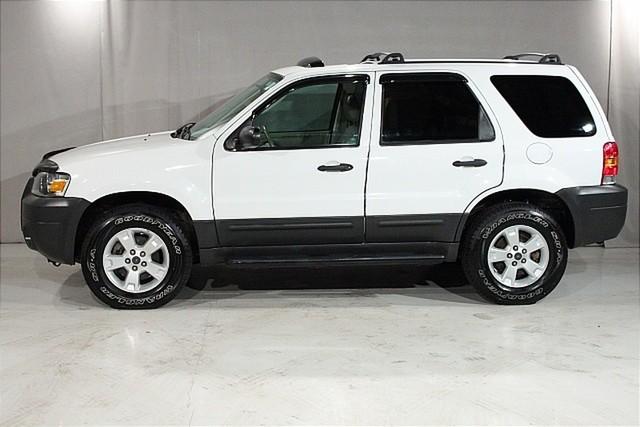 2005 Ford Escape Hbw/roof Rims