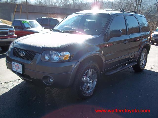 2005 Ford Escape Unknown