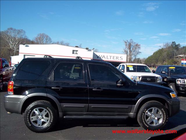 2005 Ford Escape Unknown