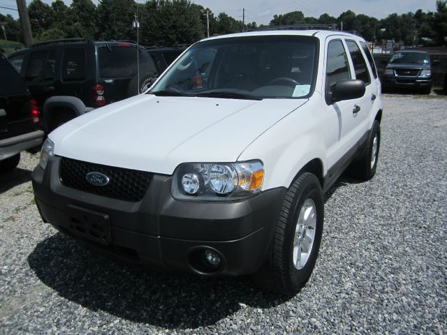 2005 Ford Escape SL 4x4 Regular Cab