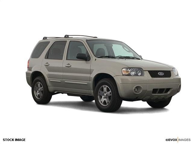 2005 Ford Escape XLS