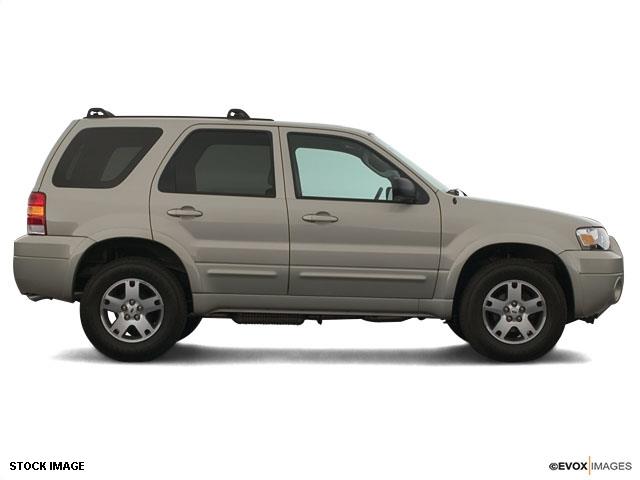 2005 Ford Escape XLS