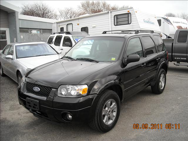 2005 Ford Escape SLT 25