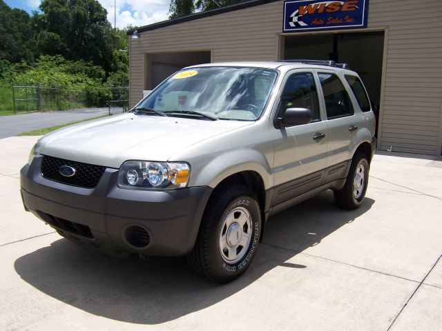 2005 Ford Escape Reg Cab 159.5 WB C5B