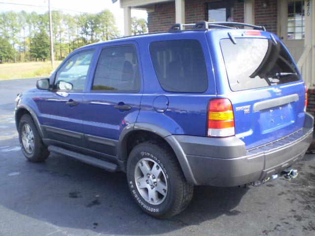 2005 Ford Escape ESi