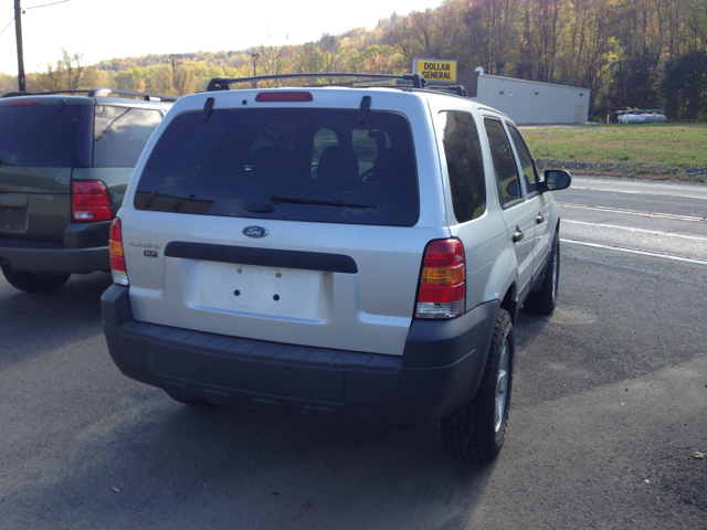 2005 Ford Escape SL 4x4 Regular Cab