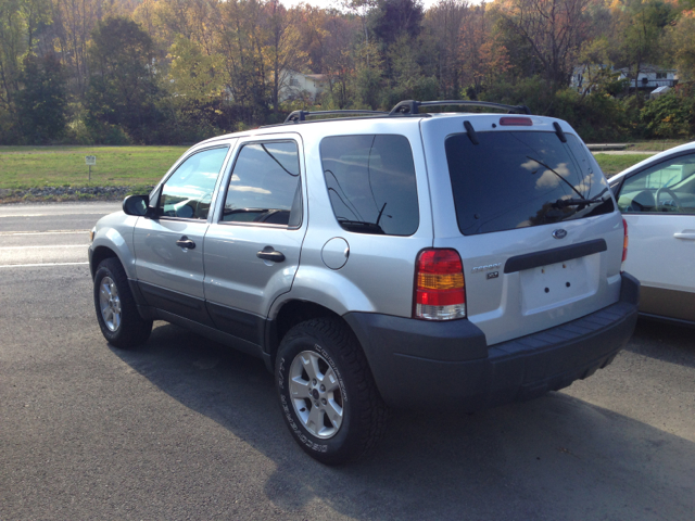 2005 Ford Escape SL 4x4 Regular Cab