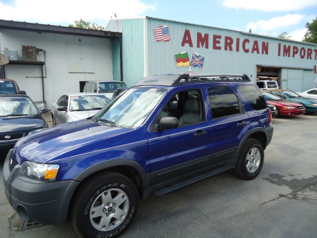 2005 Ford Escape SL 4x4 Regular Cab