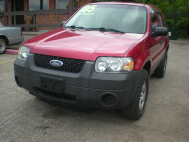 2005 Ford Escape Reg Cab 159.5 WB C5B