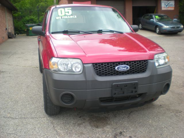 2005 Ford Escape Reg Cab 159.5 WB C5B