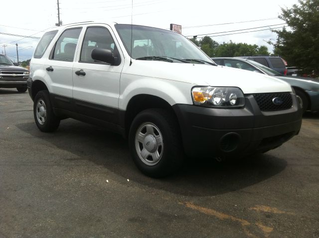 2005 Ford Escape Reg Cab 159.5 WB C5B