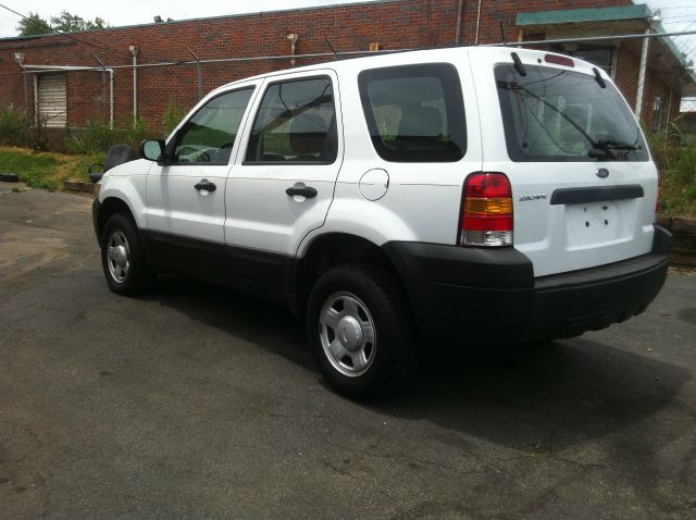 2005 Ford Escape Reg Cab 159.5 WB C5B