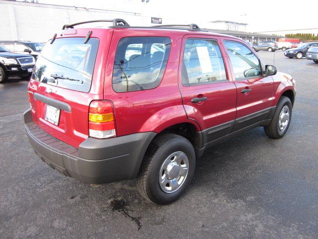 2005 Ford Escape Reg Cab 159.5 WB C5B