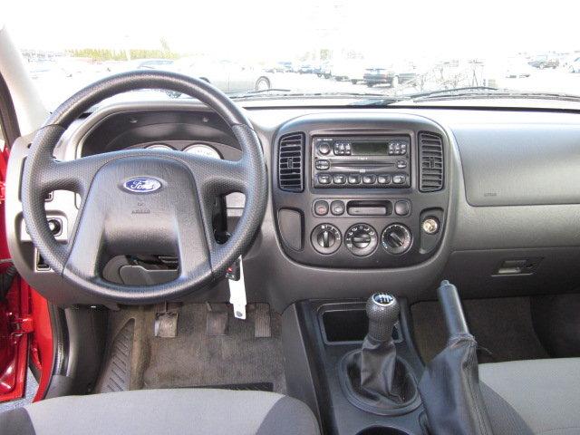 2005 Ford Escape Reg Cab 159.5 WB C5B