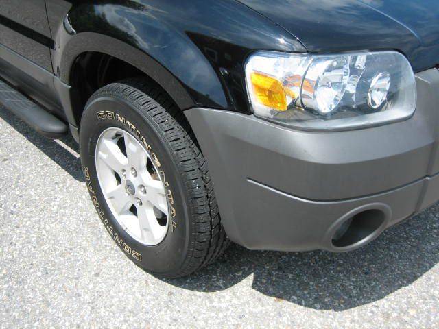 2005 Ford Escape SL 4x4 Regular Cab