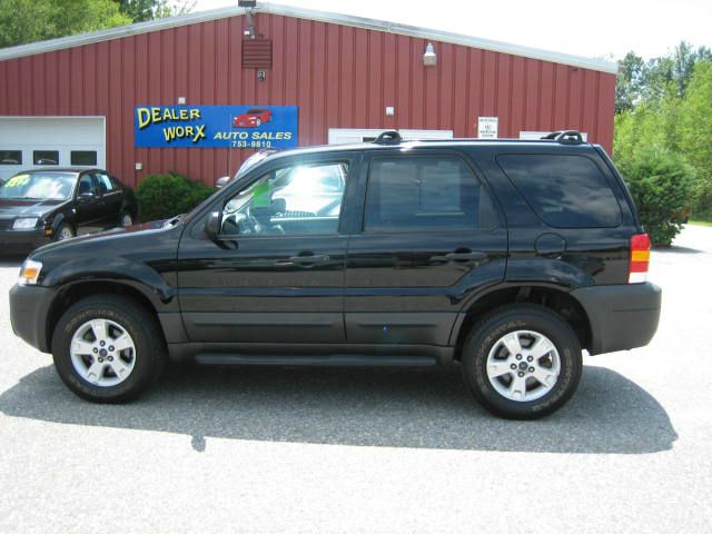 2005 Ford Escape SL 4x4 Regular Cab