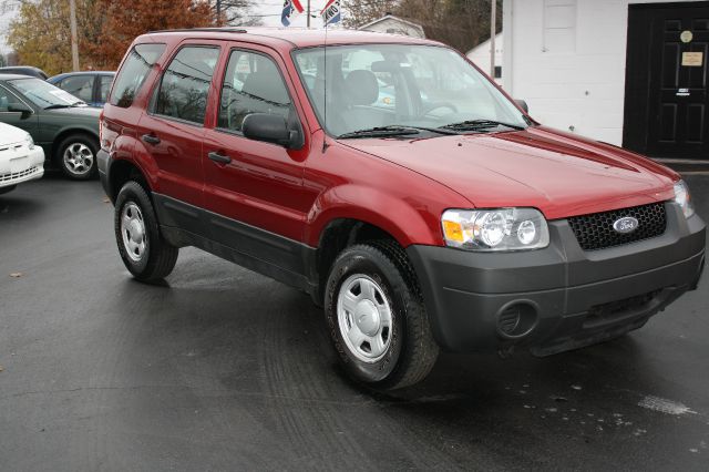 2005 Ford Escape Reg Cab 159.5 WB C5B