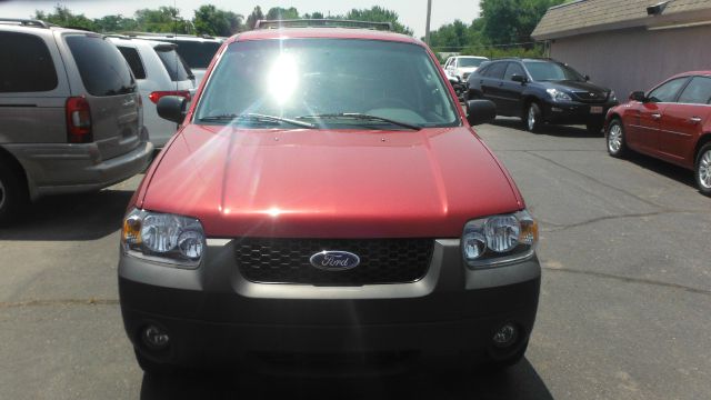 2005 Ford Escape SL 4x4 Regular Cab