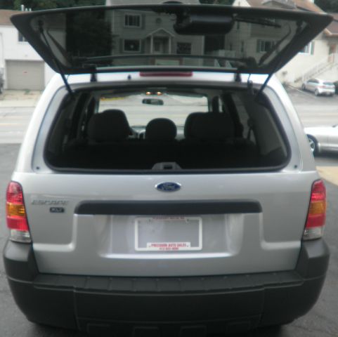 2005 Ford Escape 4dr 2.9L Twin Turbo AWD W/3rd