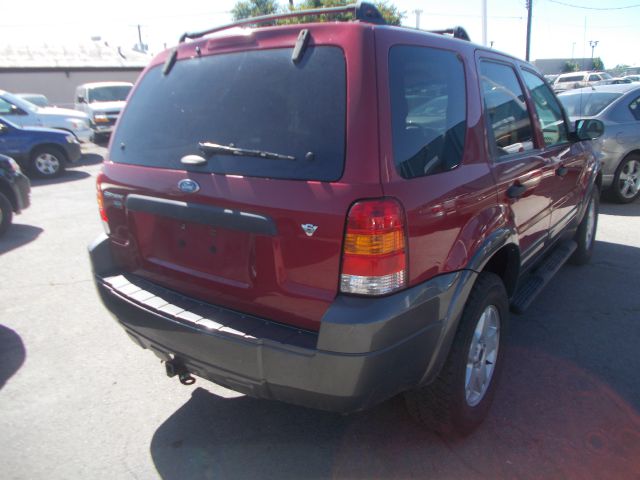 2005 Ford Escape SL 4x4 Regular Cab