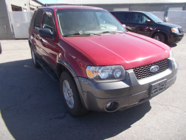 2005 Ford Escape SL 4x4 Regular Cab