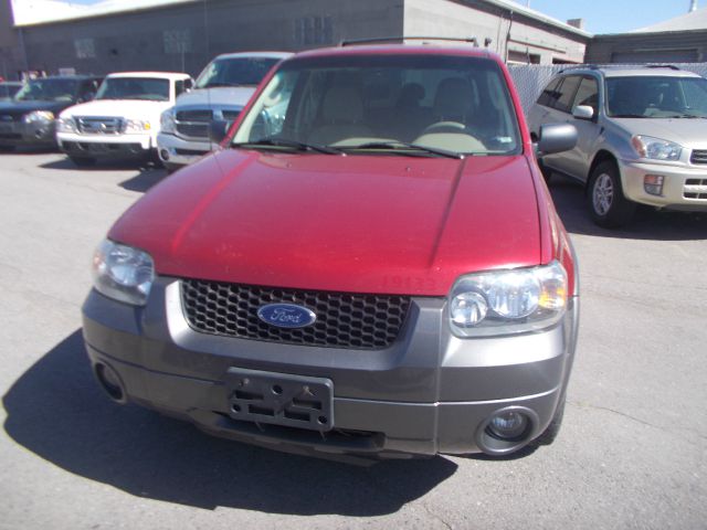 2005 Ford Escape SL 4x4 Regular Cab